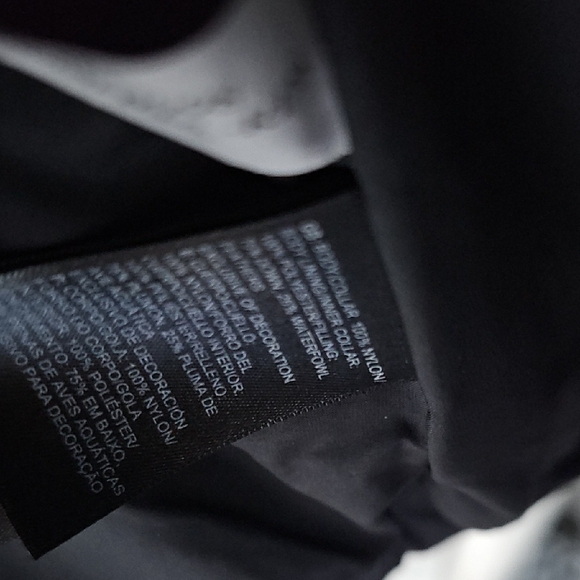 The North Face Midnight Quilted Vest - Picture 4 of 5